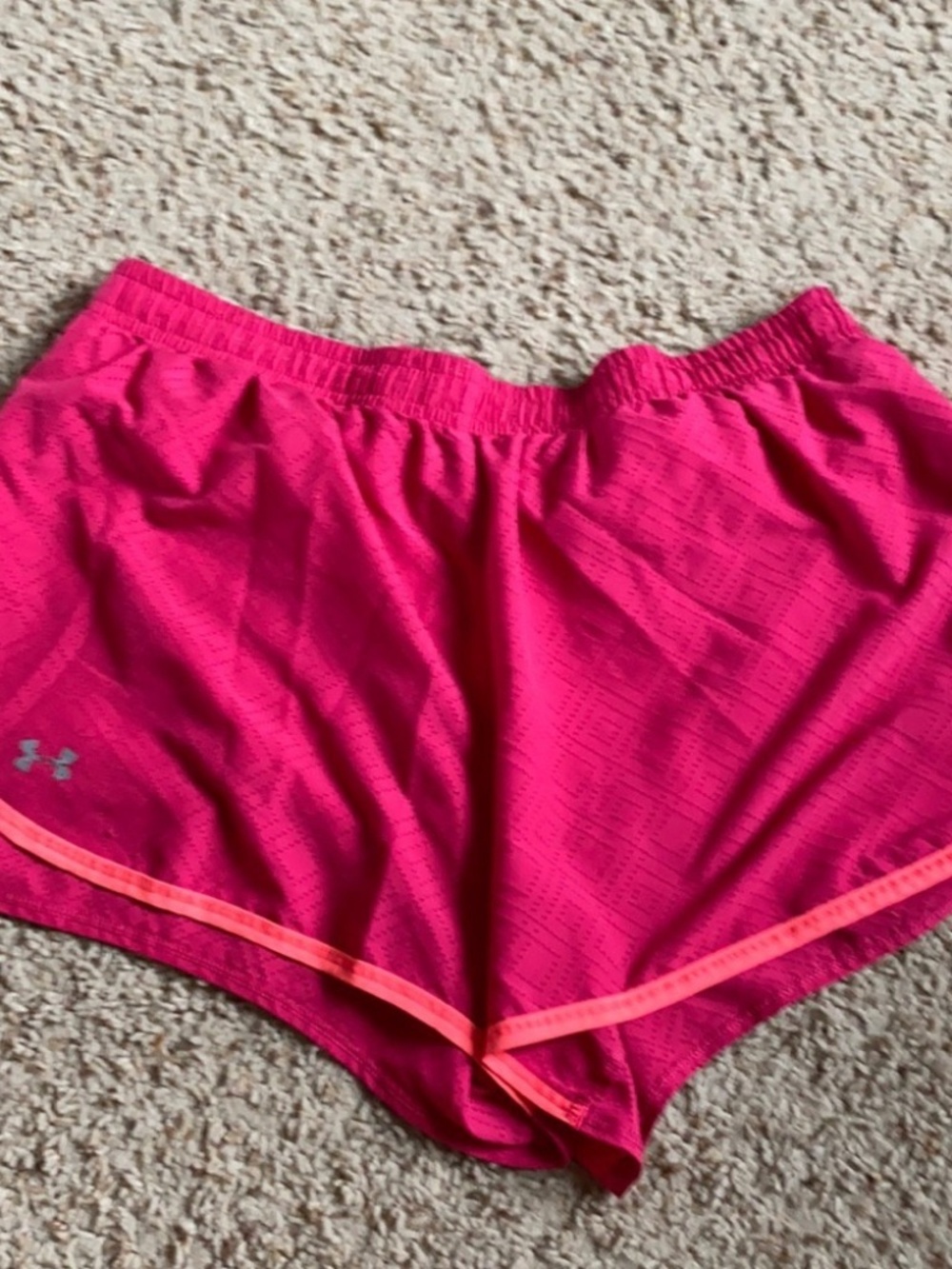 UNDER ARMOUR SIZE MEDIUM M PINK RUNNING SHORTS LOT5963